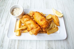 BadAxeThrowingAndFoggStreetLawnClub_FishAndChips