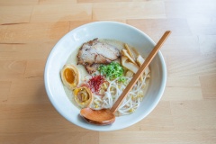 OishiAsianFusion_TonkatsuShoyuRamen_001
